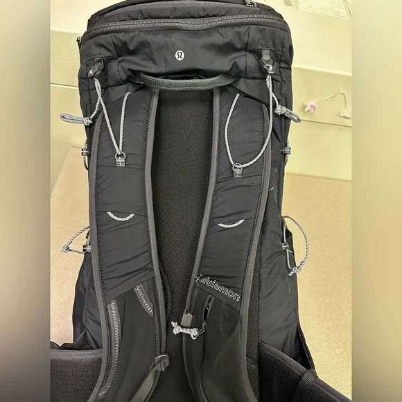 Lululemon All Sports Backpack 28L - Picture 8 of 10